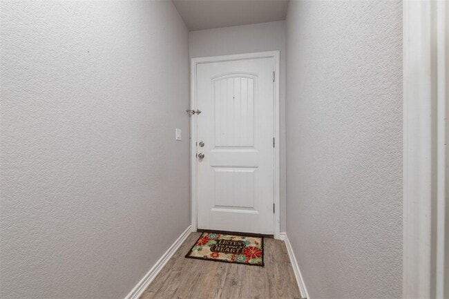 Photo - 145 Ellis Ct