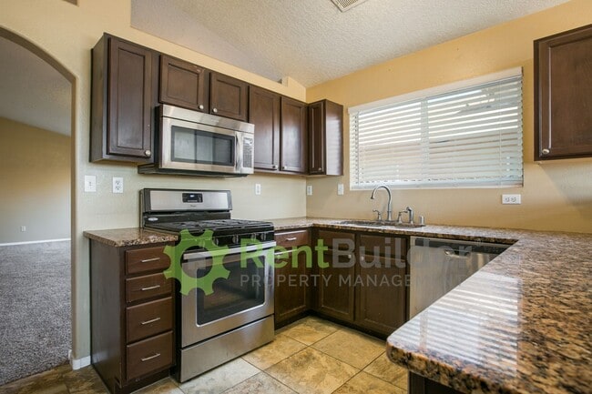 Building Photo - CALL US TODAY AT (505) 808-6467 TO SCHEDUL... Rental