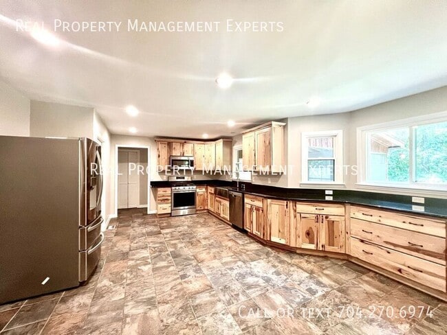 Photo - 9024 Highland Creek Pkwy