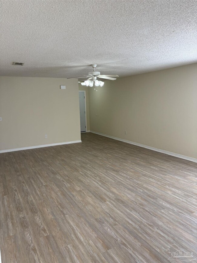 Photo - 1006 Antigua Cir