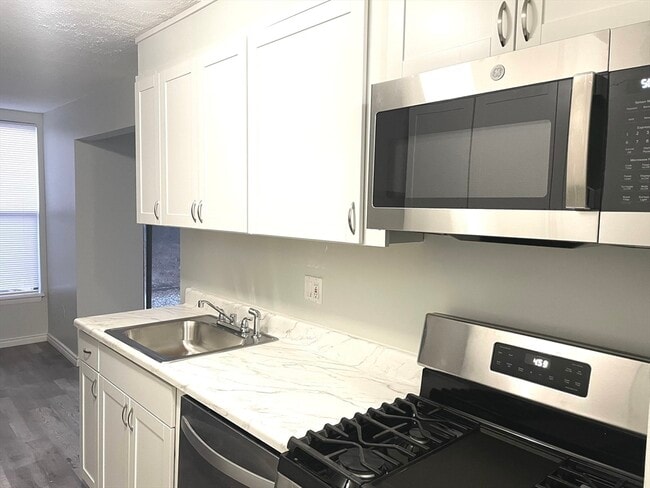 Photo - 58 Shrewsbury Green Dr Unit A