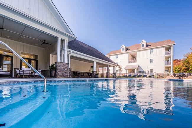 THE RESERVE | Pool