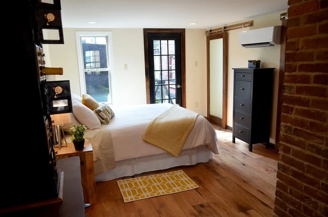 Bedroom - 607 Middle St