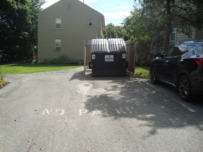 Building Photo - 29 Turner St Unit 3