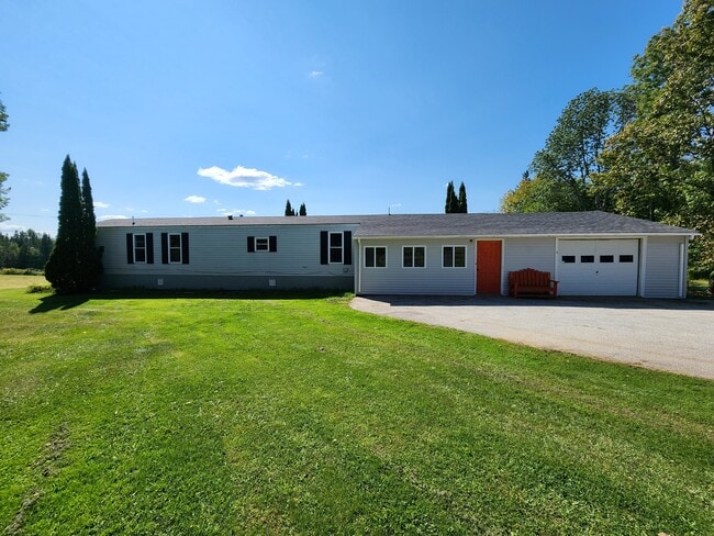 Building Photo - 3 Stemar Dr Rental