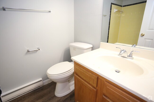 Photo - Falling Creek Apartments