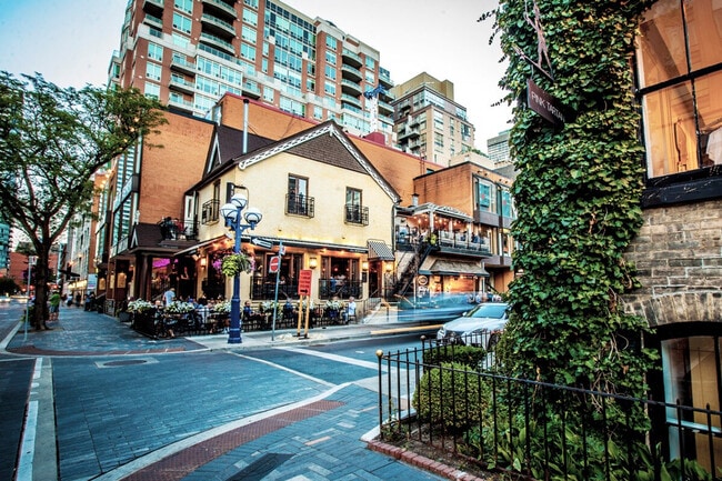 Photo - 20 Hazelton Ave Unité SI ID1510940P