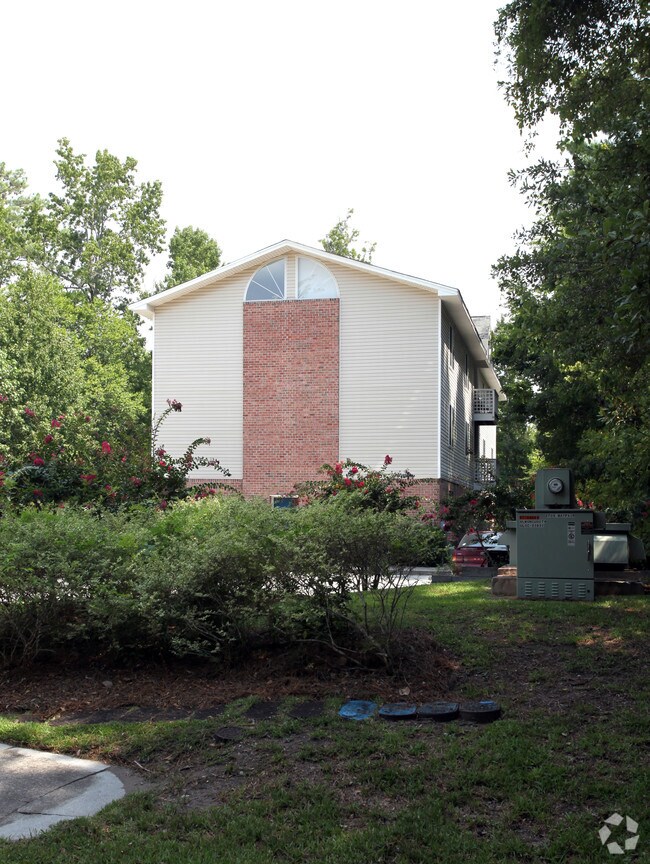 Wilmington, Rent Dr Mayfair For NC in 2705 Apartments Wilmington, Rent Dr Mayfair For NC in 2705 Apartments