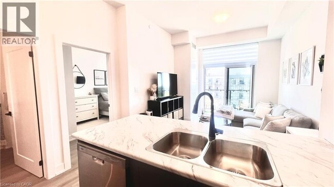 Photo - 460 Dundas St E Unit 1208