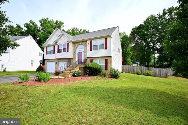 Building Photo - 9172 Granite Ct