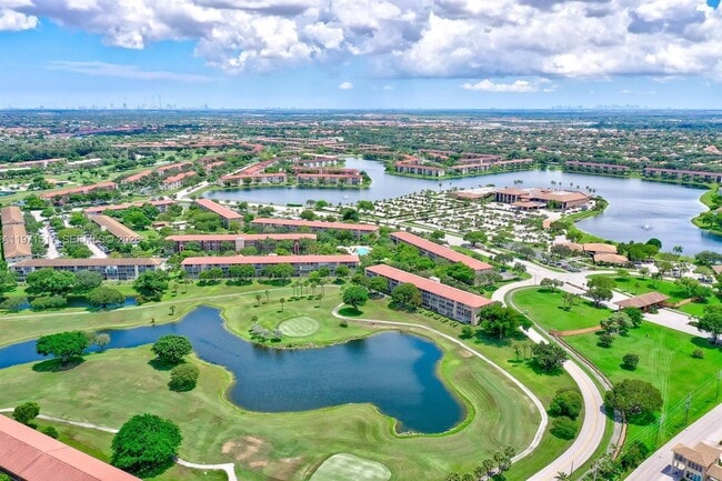 Photo - 200 SW 132nd Way Unit 207L