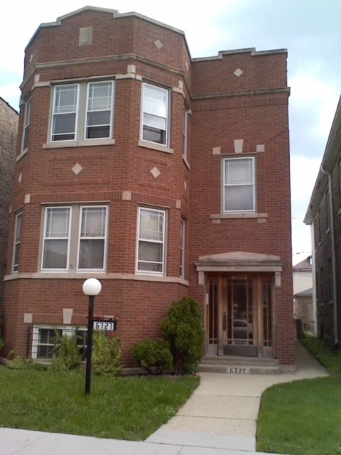 Building Photo - 6727 S Maplewood Ave Unit 2 floor Apt.