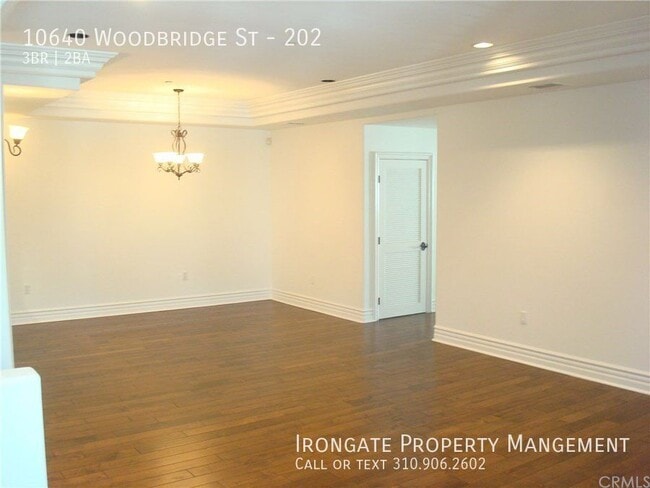 Photo - 10640 Woodbridge St