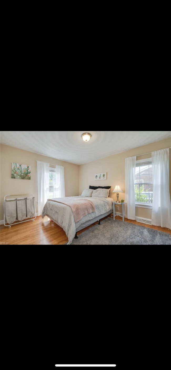 4216 River Shore Rd