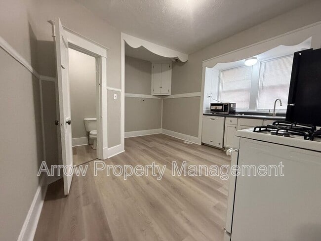 Photo - 130 N 27th St Unit 1