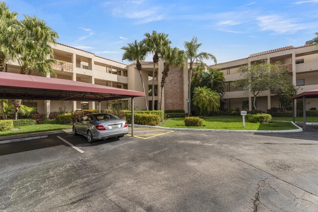 Photo - 7460 La Paz Blvd Unidad 309