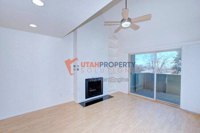 Photo - 1180 S Foothill Dr Unit #733