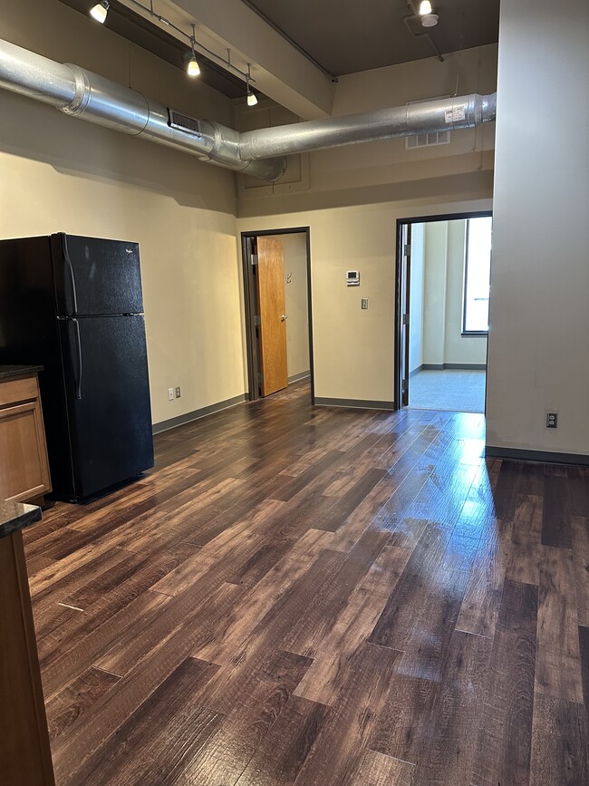 Photo - 1012 E Broadway