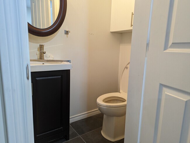 Photo - 11367 Creekside St