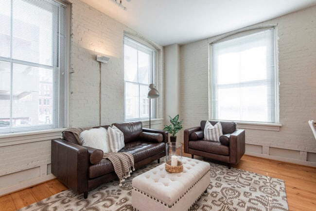 1200 Walnut - 1200 Walnut