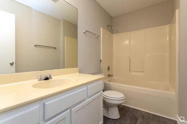 1BR,1BA - Apartments on 20th