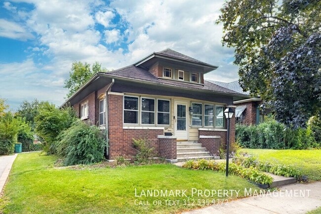 Building Photo - 812 Farragut Pl