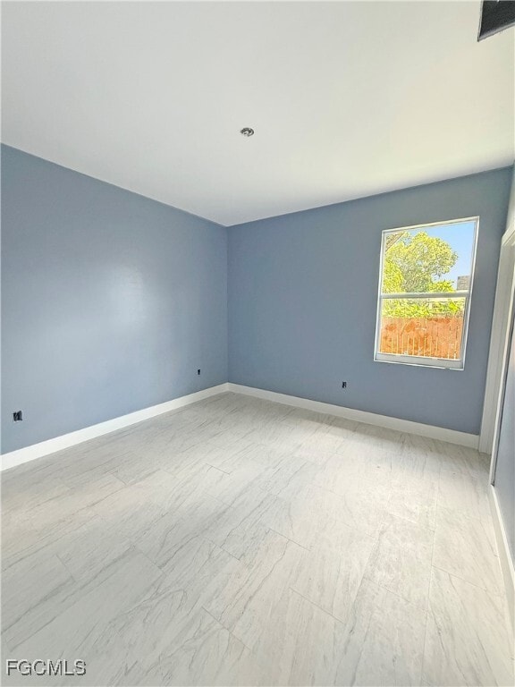 Photo - 2103 French St