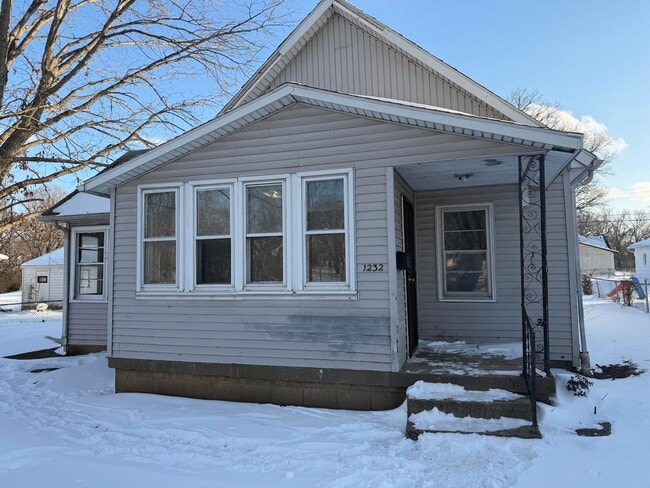 Building Photo - 1232 Freeman-