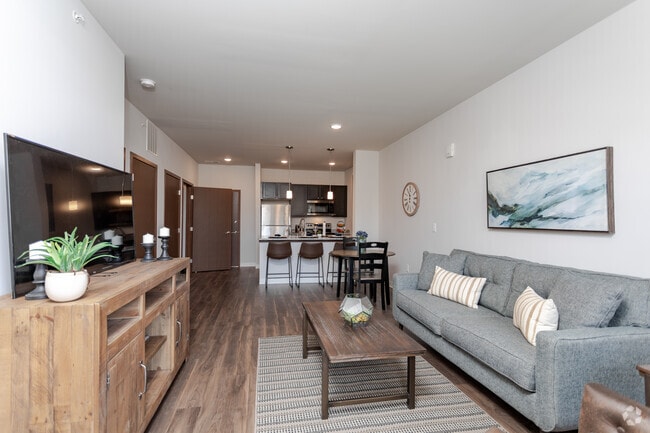 1BR, 1BA