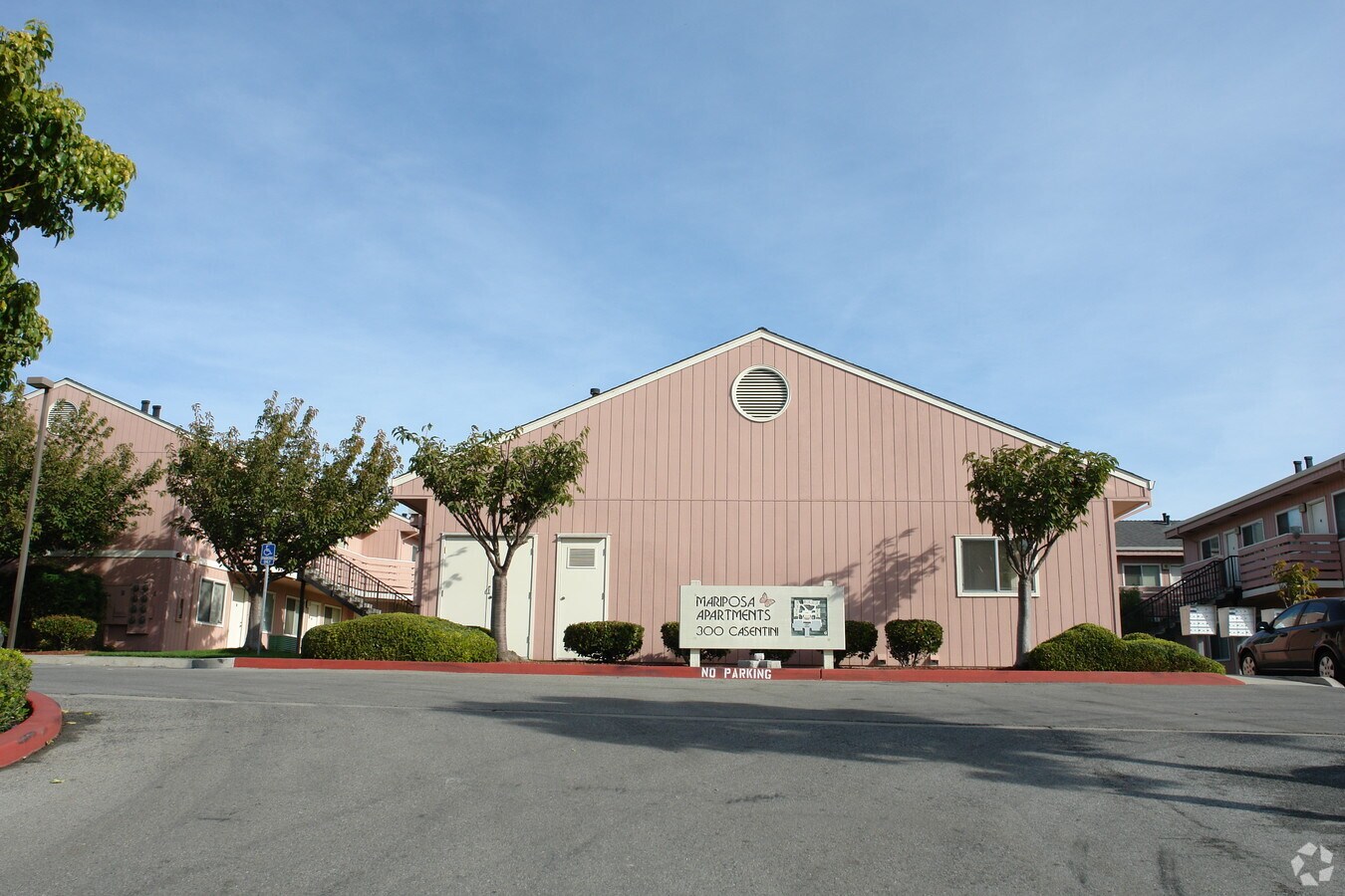 Mariposa Apartments - Mariposa Apartments