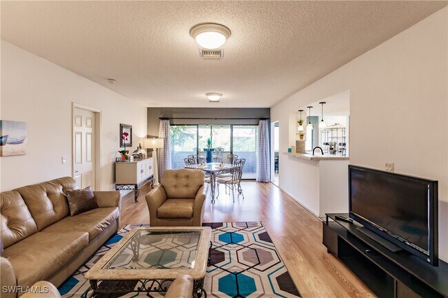 Photo - 64 4th St Unit A208