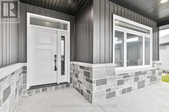 Photo - 5 Schmidt Way