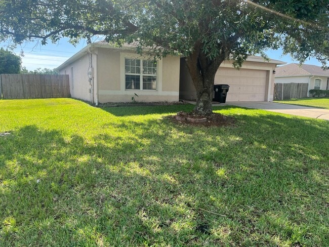 Photo - 3 BR/2BA $1899 Middleburg