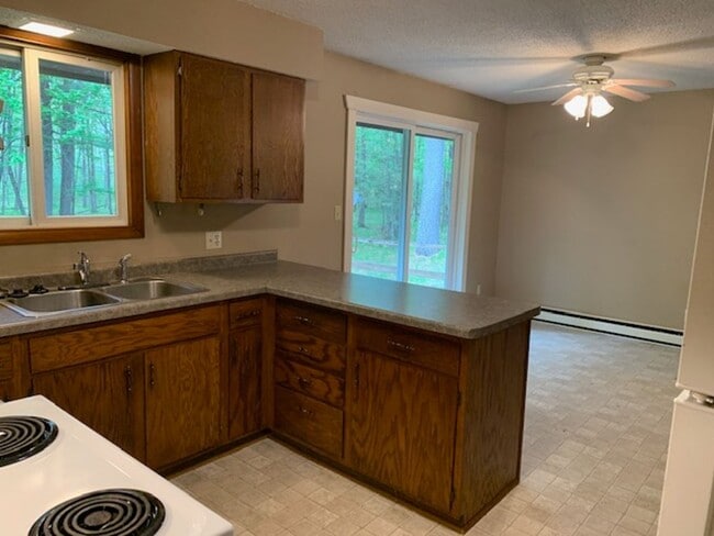 Photo - 9770-9772 Old Hwy 70 Duplex Unit 9770