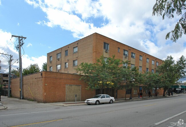 The Howard-Winchester Square Apartments - The Howard Winchester
