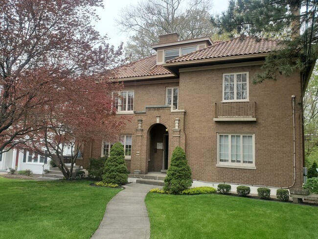 Photo - 2217 Madison Rd Unit 2217