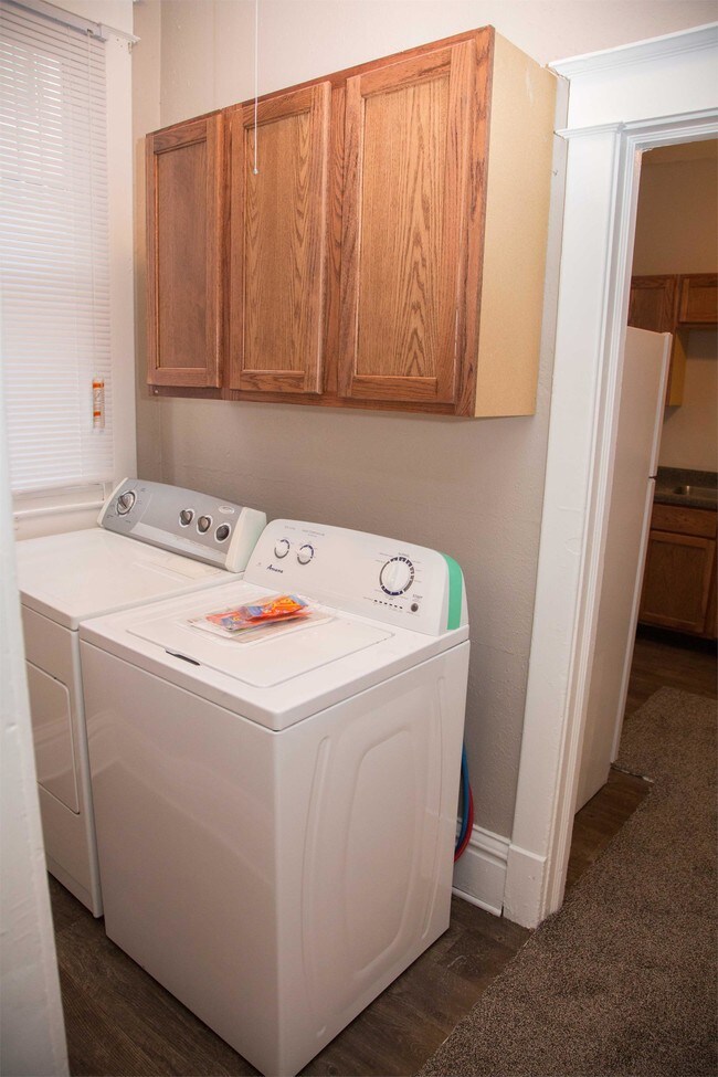 Photo - 285 Cardiff St