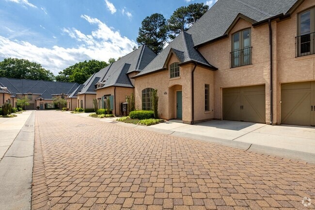 Building Photo - 8819 Provence Village Ln Rental
