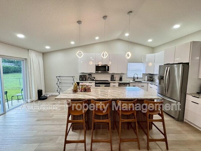 Photo - 15912 Indian Wells Ct