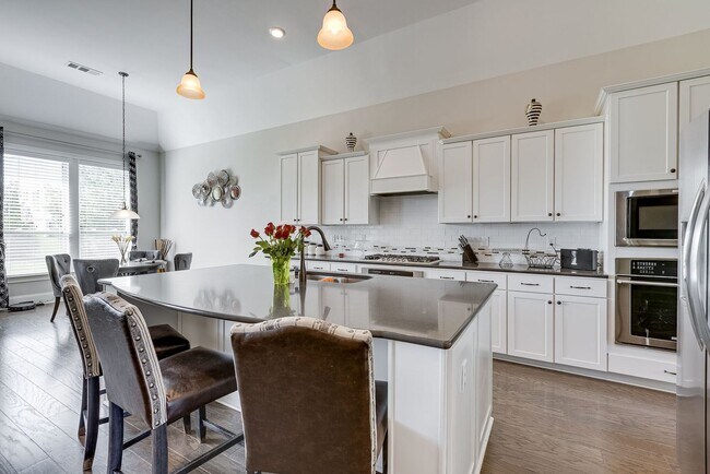 Photo - 3 Bed, 4 Bath Home w/ Office and 2 Car Garage in Williamson County