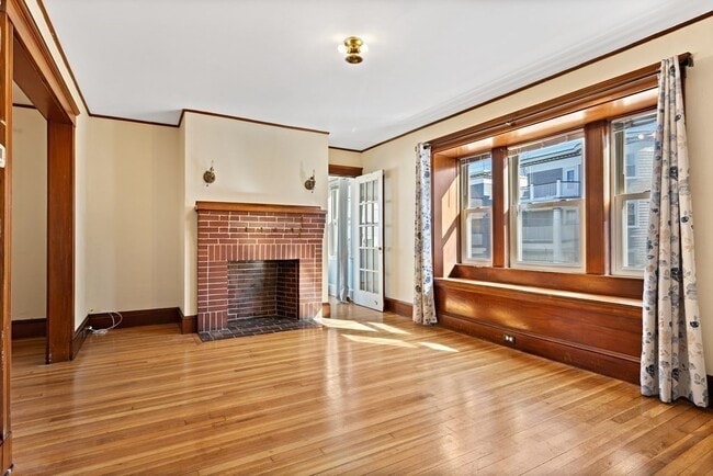 Photo - 64 Beaumont St