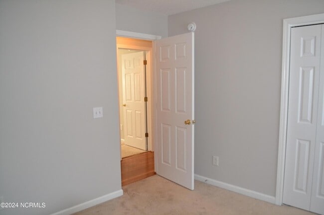 Photo - 210 Pecan Grove Dr