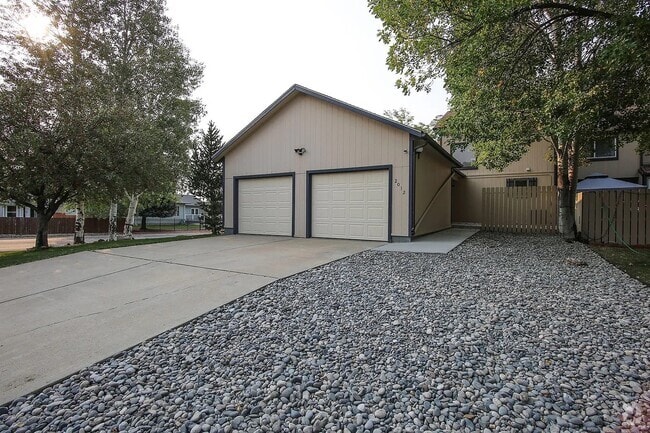 Building Photo - 2012 Quail Ct Rental