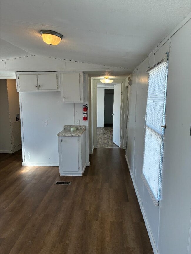 Photo - 2320 Wysteria Ln