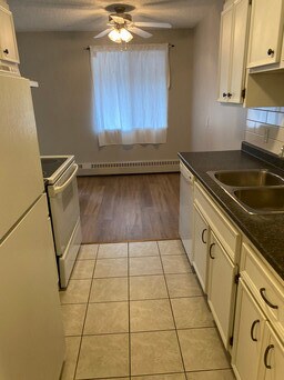 Photo - 12841-12865 65 St NW