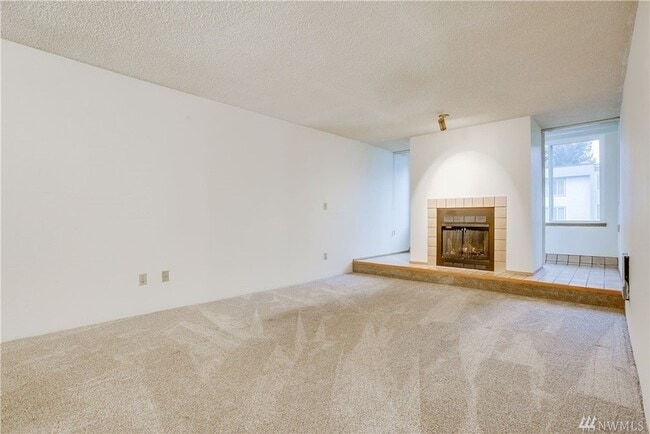 Photo - 13717 Linden Ave N