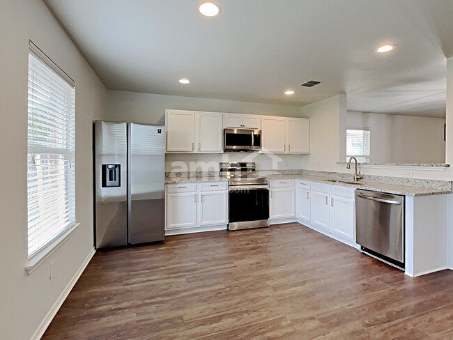 Photo - 16617 J Cheshier Ct