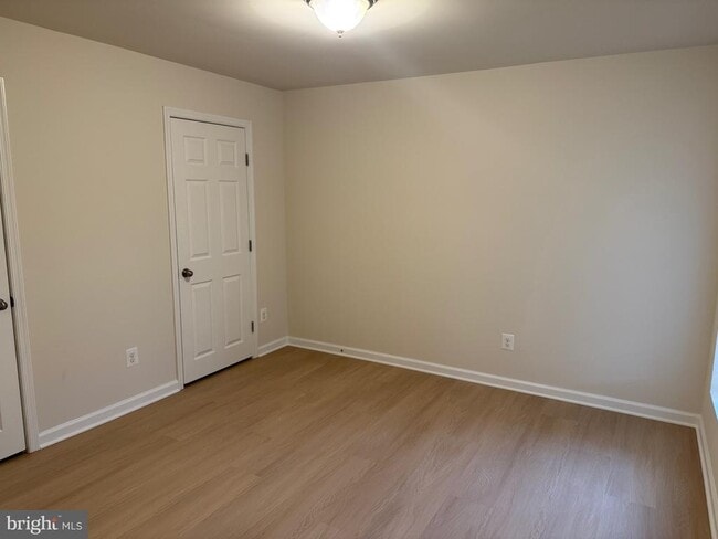 Photo - 6231 Glen Wood Loop