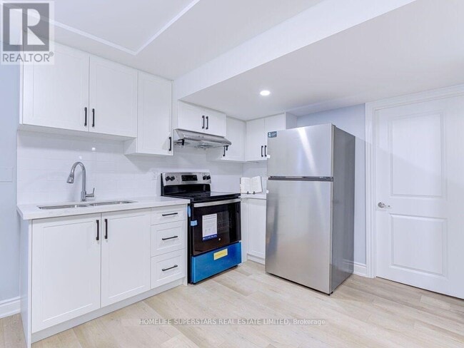 Photo - 6127 Silken Laumann Way