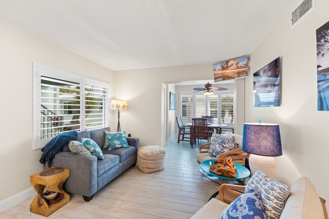 Building Photo - 320 Gulf Blvd